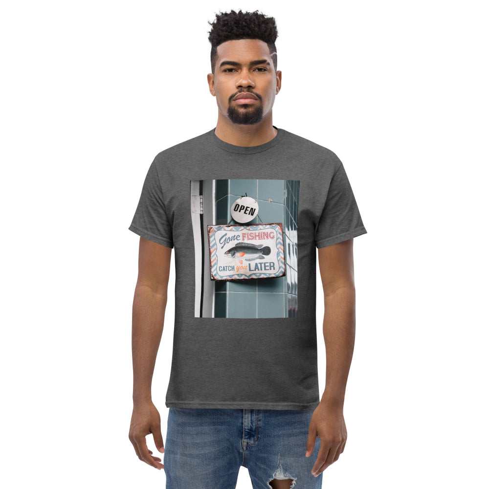 t-shirt-classic-graphic-fishing-store-orange-design-snapnote-streetwear-dark-heather-man-front