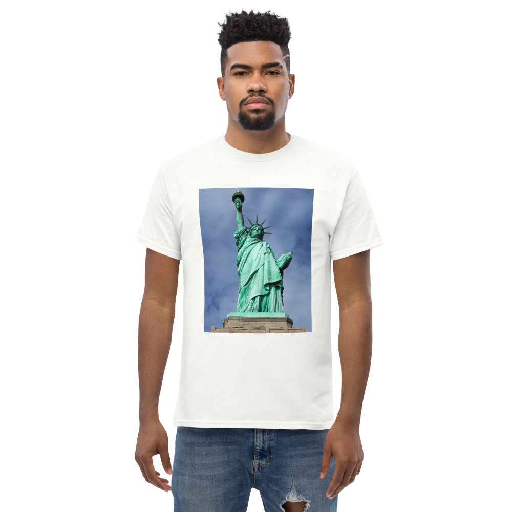 t-shirt-classic-graphic-statue-liberty-turquoise-design-snapnote-streetwear-white-man-front
