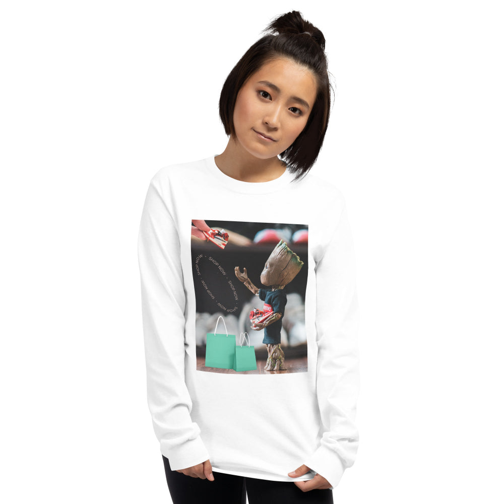 t-shirt-long-sleeves-superhero-shopping-blue-design-snapnote-streetwear-white-woman-front