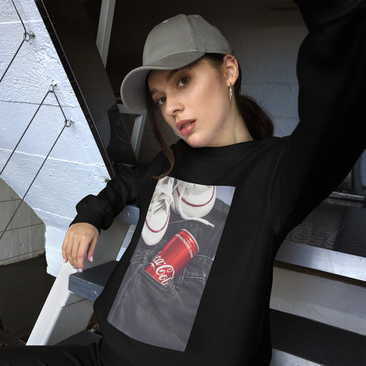 sweatshirt-pullover-iconic-brands-red-design-snapnote-streetwear-black-woman-front