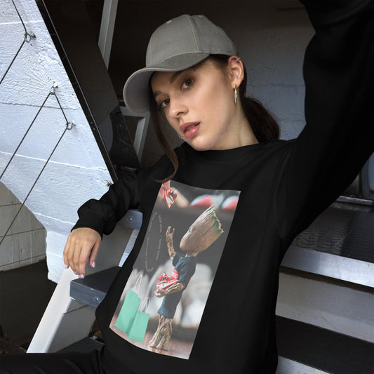 sweatshirt-pullover-superhero-shopping-blue-design-snapnote-streetwear-black-woman-front